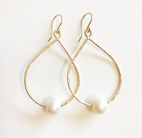Earrings Molly - white pearls (E353)