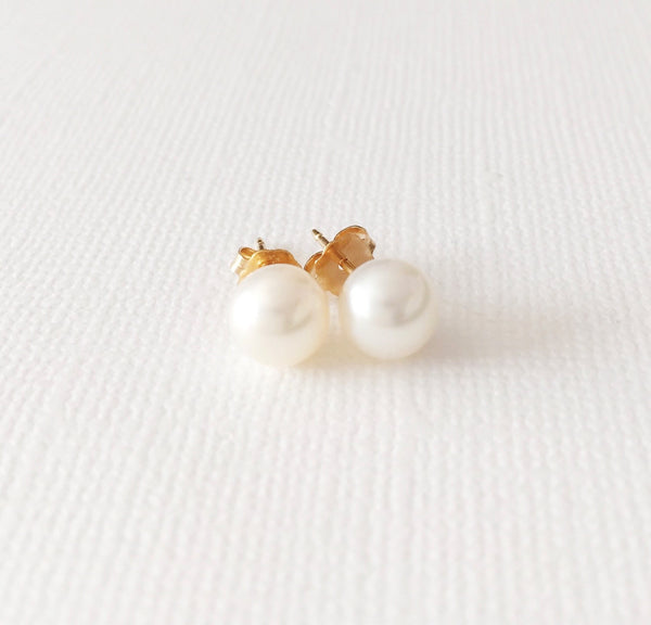 Earrings Momi - white pearls (E232)