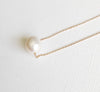 Necklace Kea - white pearl (N133)