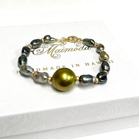 Bracelet Mayra - pistachio & large keshi Tahitian pearls (B507)