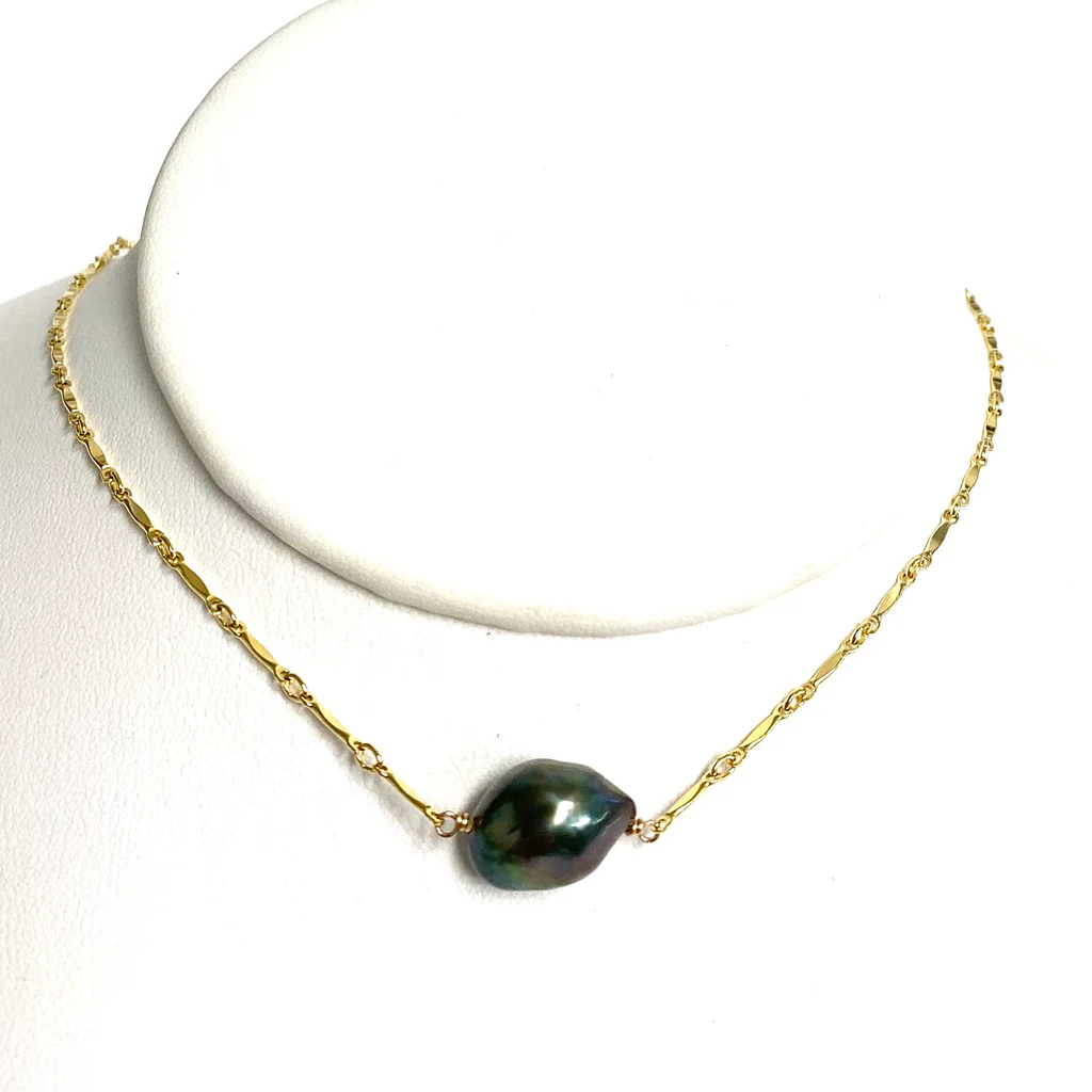 Necklace KIRI - large keshi Tahitian pearl ( N343)