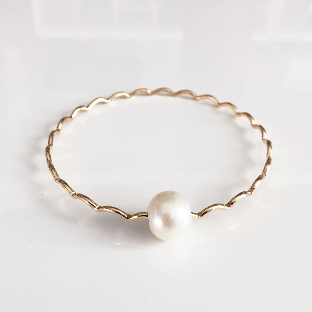 Bangle UNAHI - white Edison pearl (B429)