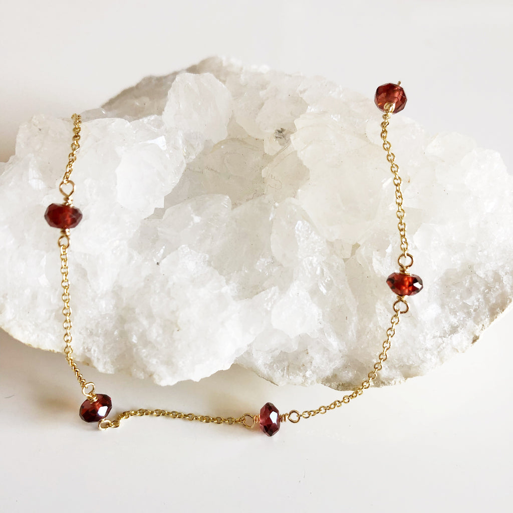 Necklace SIENNA- garnet (N310)