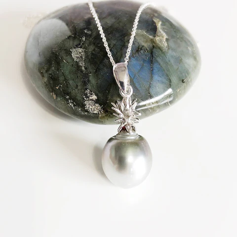 Pineapple pearl necklace - silver tahitian pearl (N308)