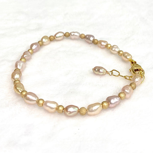 Bracelet ARIA - pink keshi pearls (B524)