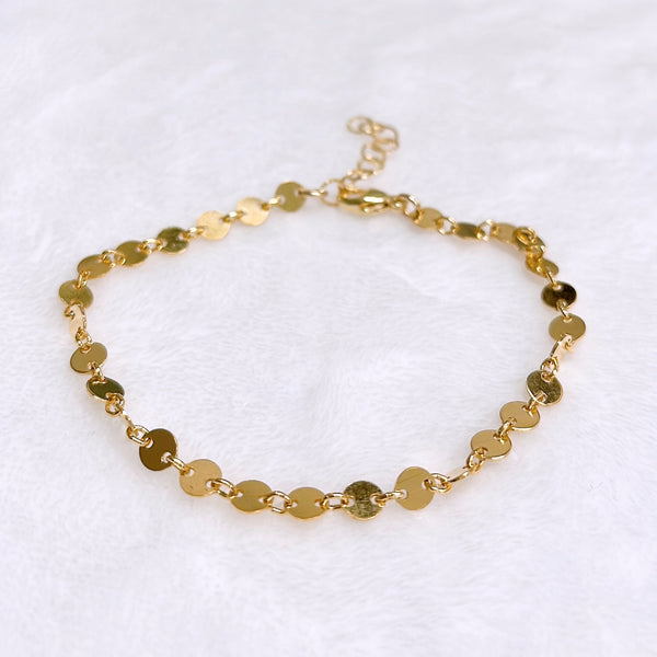 Wrap Yourself in A Freshwater Pearl Memory Wire Bracelet from Hawaii! Black Pearl/Gold Wire