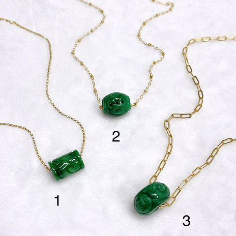 Necklace KEIKE - carved jade bead