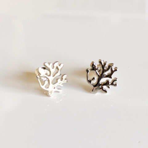 Coral stud earrings (E550)