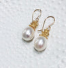 Pineapple pearl dangle - white pearls (E563)