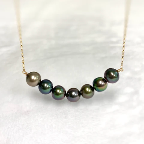 Necklace TEHINA - 7 Tahitian pearls necklace (N406)