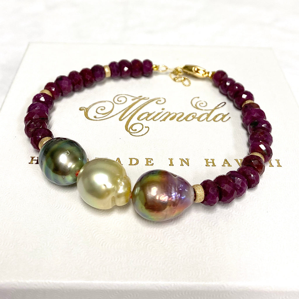 Bracelet MAYRA - ruby & triple momi (B517)