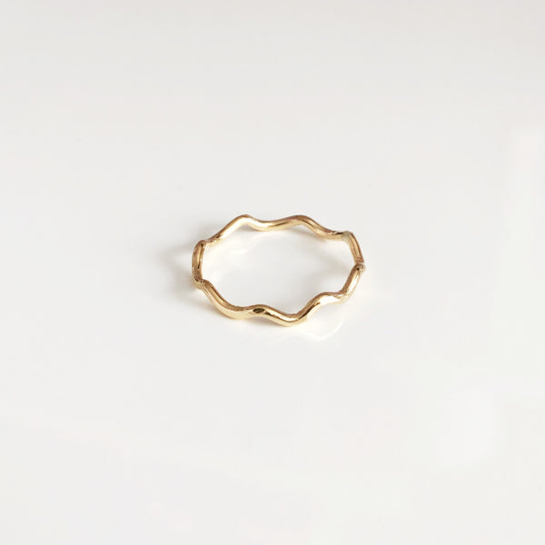 Wavy ring (R171)