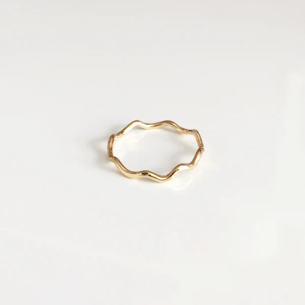 Wavy ring (R171)