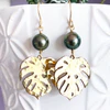 Monstera & tahitian pearl earrings (E495)