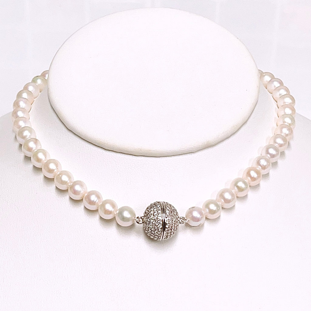 Necklace AGATHA - white pearls (N419)