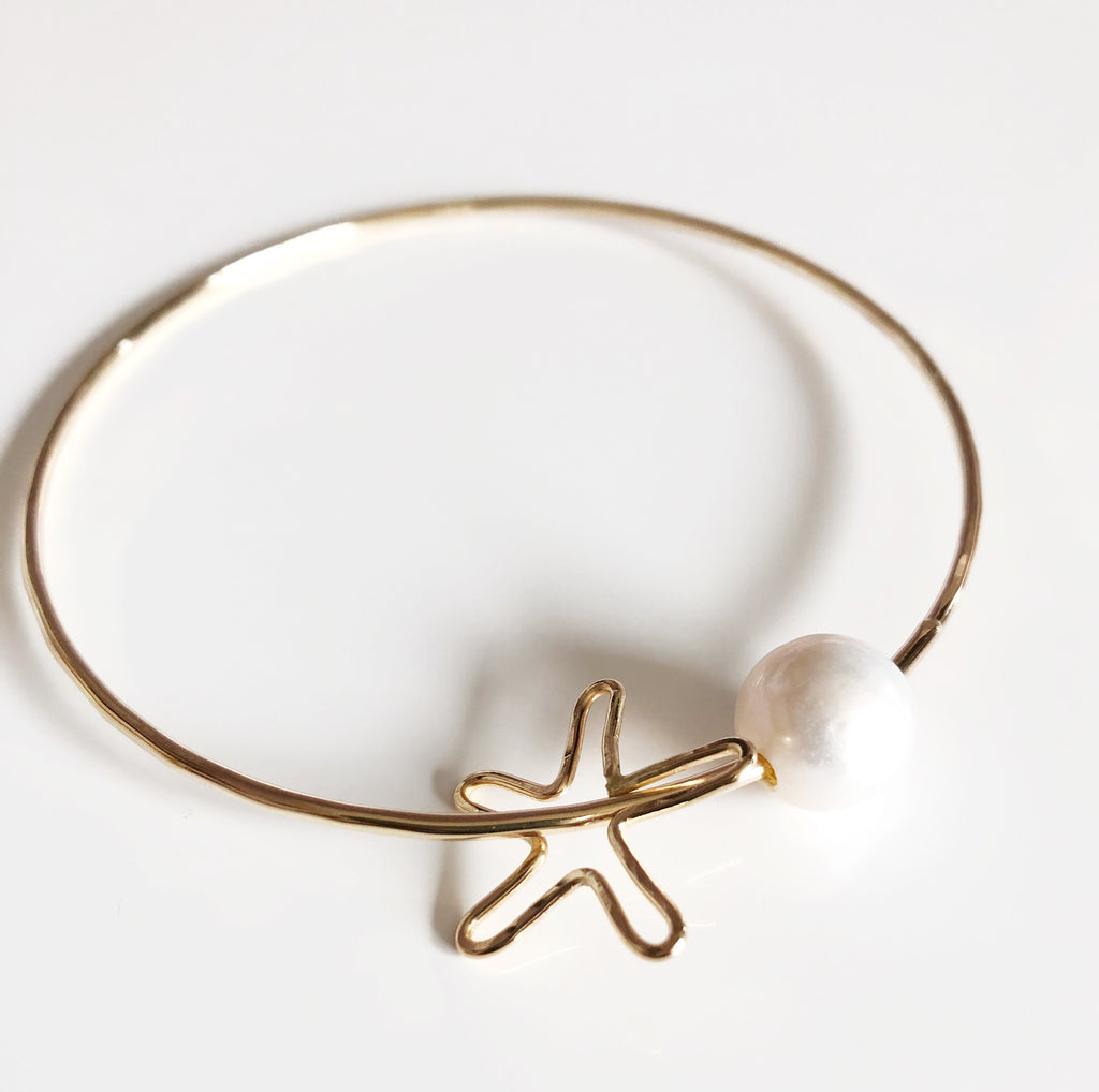 Starfish charm bangle - Fresh water pearl (B347)