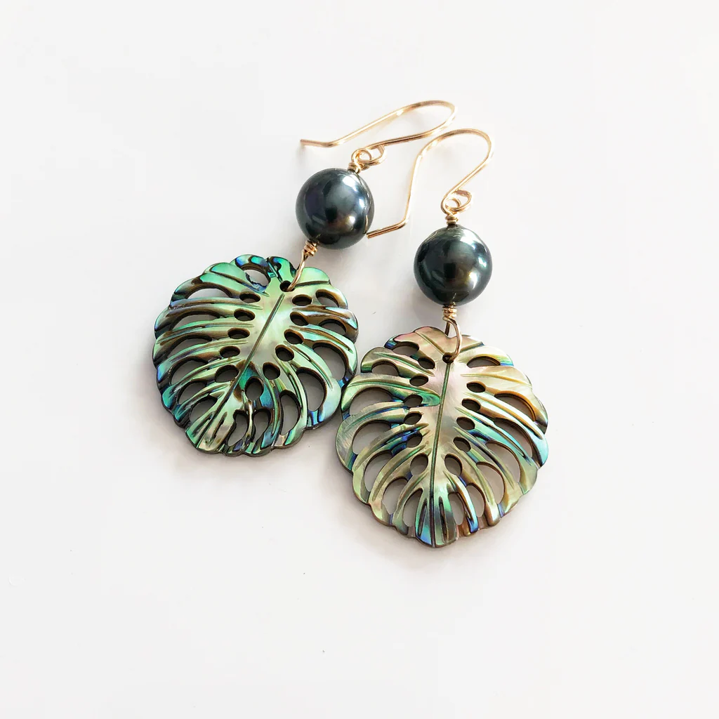 Small Abalone shell monstera earrings - tahitian pearl (E541)