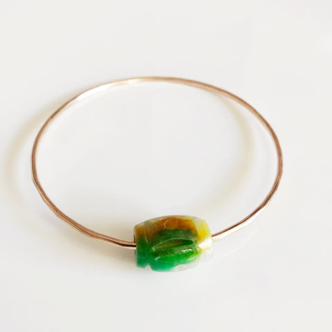 Bangle KEIKE - multicolor carved jade bead (B405)
